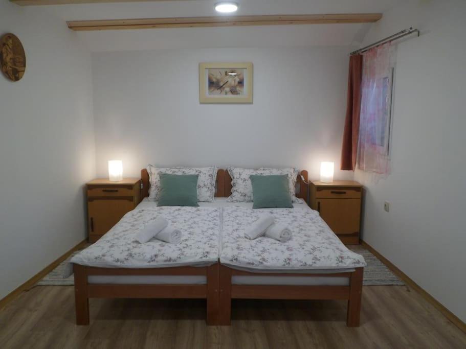 Apartamento Pegaz Slap ob Idrijci Exterior foto